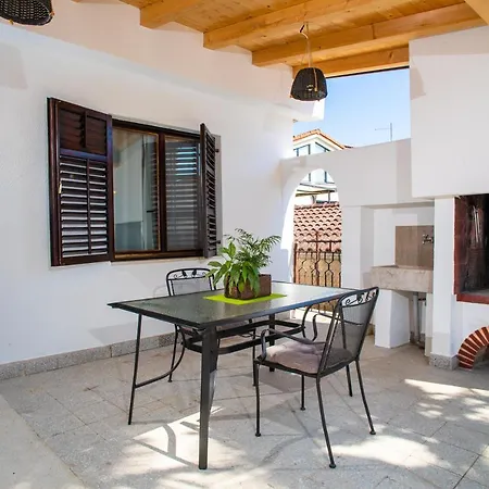 Luka Apartmán